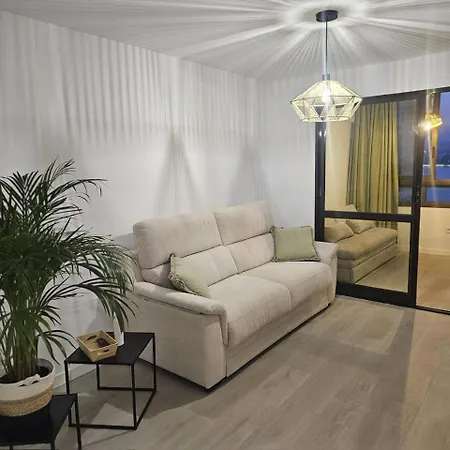 Paradise View Apartament *